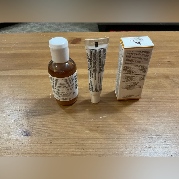 Kiehl’s:Trio/set of 3 lip balm hue58B , calendula toner, and wrinkle reducer. - Picture 2 of 4